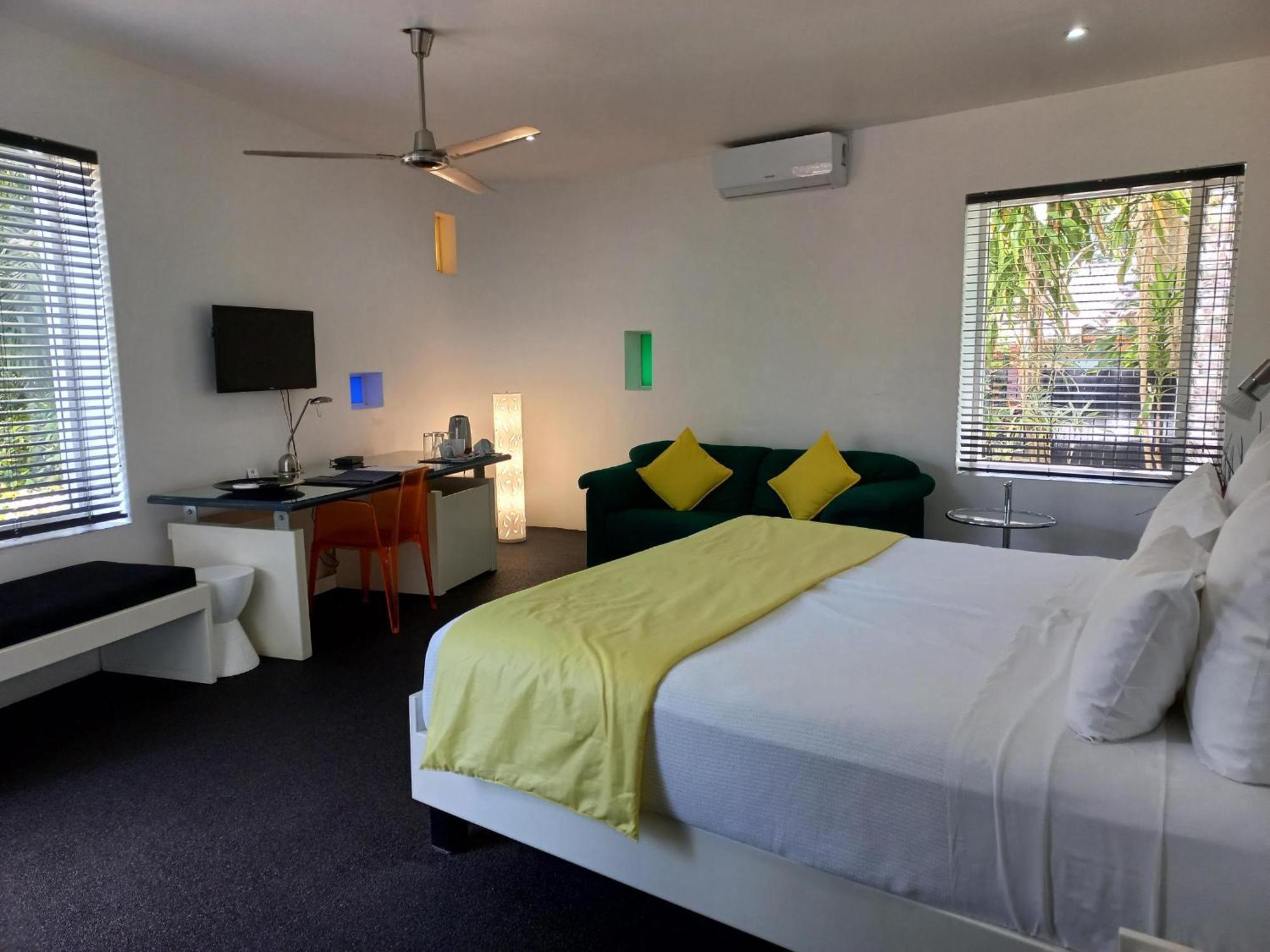Serene-Estate Boutique Guesthouse St. Lucia Exterior photo