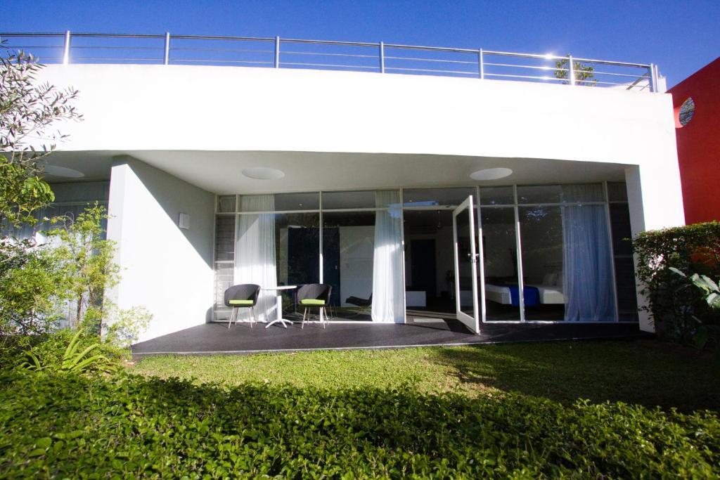 Serene-Estate Boutique Guesthouse St. Lucia Exterior photo